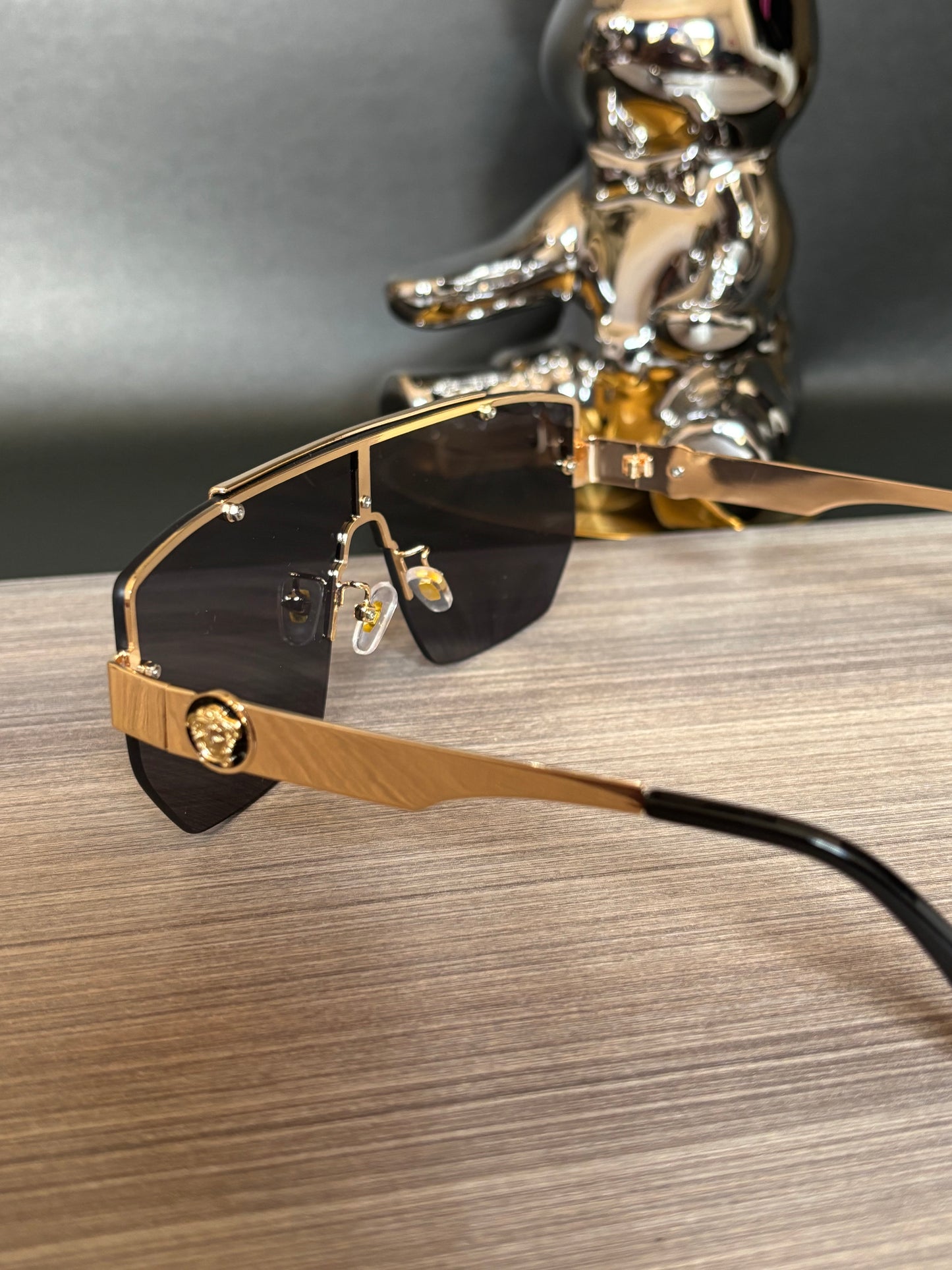 SUNGLASSES VERSACE LOGO GOLD AND BLACK